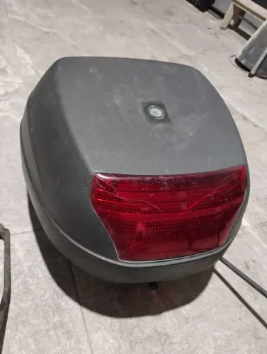 Baú para motocicleta