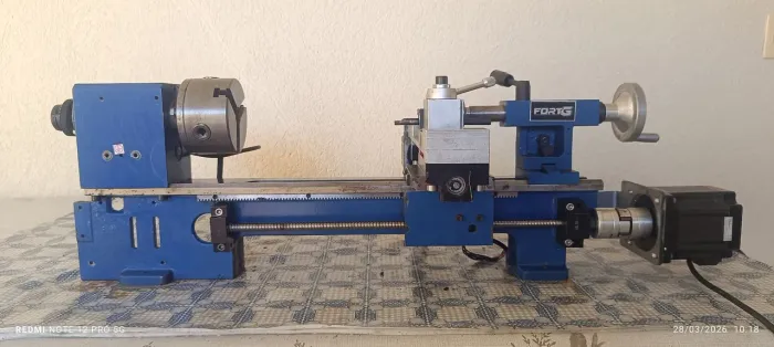Mini torno CNC