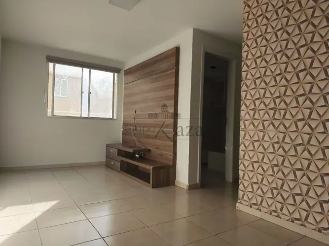 Oportunidade - Apartamento Padrão - Spazio Campo Di Savoya - Parque Industrial - 2 Dormitó
