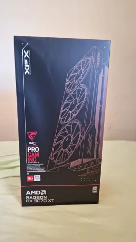 AMD Radeon RX 9070 XT, XFX Swift White