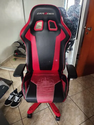Cadeira DXRacer King vermelha (No estado)