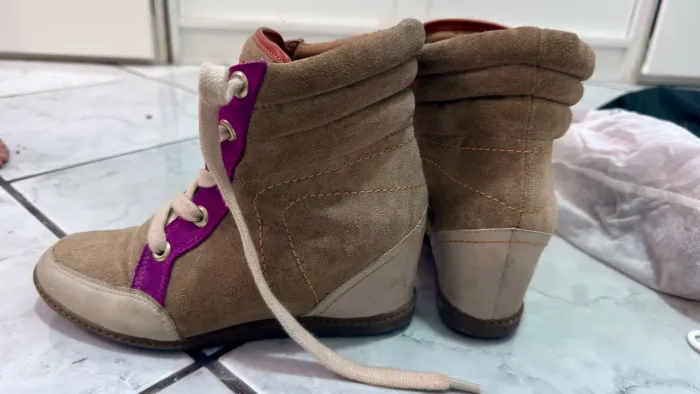Vende- se kit de sapatos