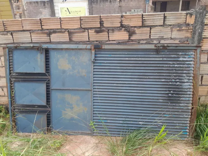 Vendo Portão de Ferro