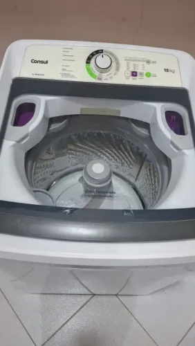 Máquina de lavar roupas, 1.700,00 semi nova