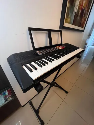 ? Yamaha PSR-F51