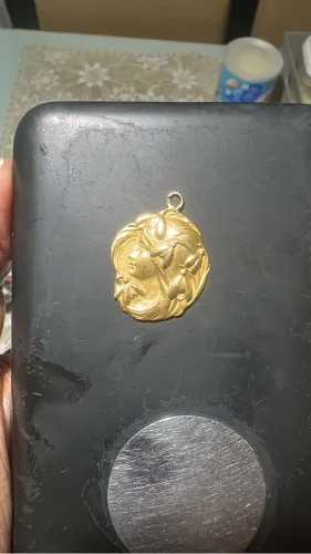 Pingente em arte Nuveau