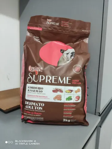 Ração Quatree Supreme Dermato Adultos 3kg Cordeiro e Salmão Super Premium Lacrada