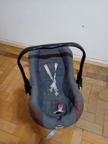 BEBÊ CONFORTO USADO. BOM ESTADO.