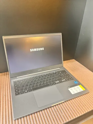 Not Book Samsung 8GB RAM 
