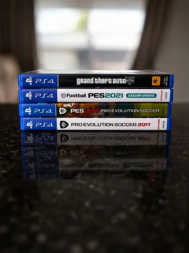 Vende-se/troco este lote de jogos