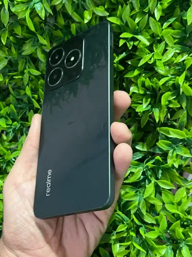 Realme C61, 256gigas/16ram. Fio de cabelo na tela. Funciona perfeitamente