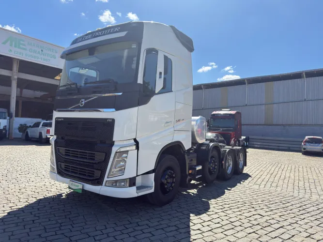 Volvo FH 540 Globetrotter 8x4