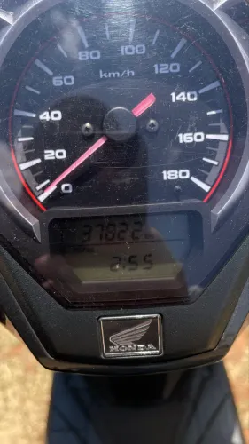 Vendo Honda SH 300i R$14,500