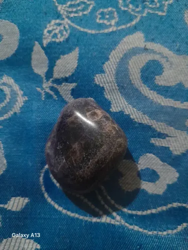 Vendo uma pedra de esfaletita