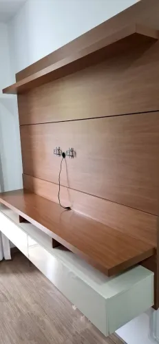 Painel/rack para TV planejado em excelente estado.