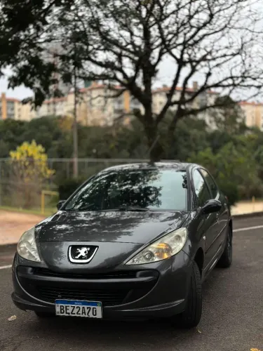 Peugeot 207 X-line 1.4 Flex 8V 5P 2011