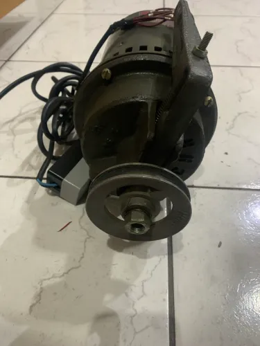 Motor de máquina de costura 