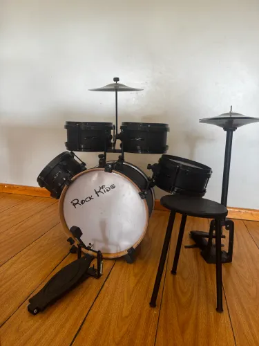 Bateria infantil