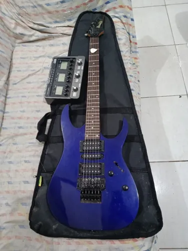Guitarra e pedal
