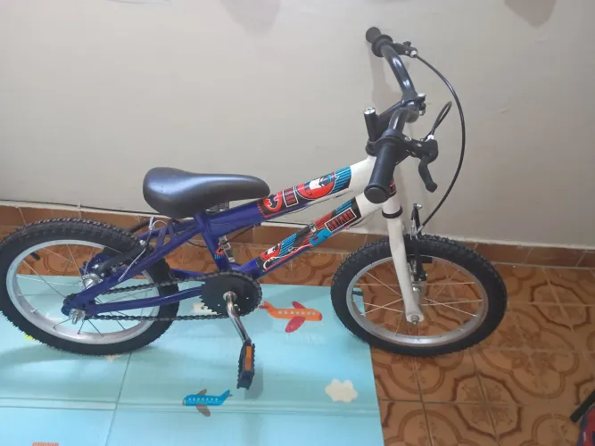 Bicicleta infantil nova