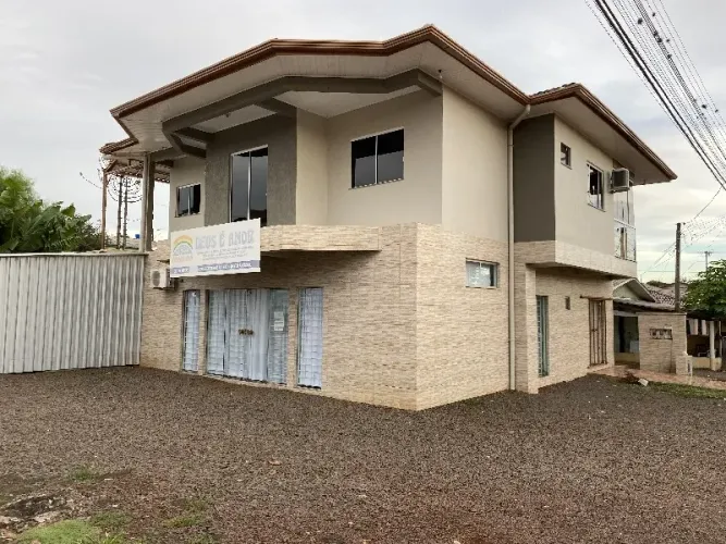 Linda Casa à Venda no Parque das Palmeiras - Chapecó