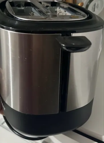 Torradeira Oster pouco tempo de uso