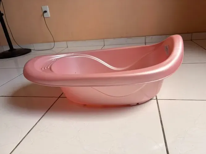 Banheira de Bebe 22L Menina