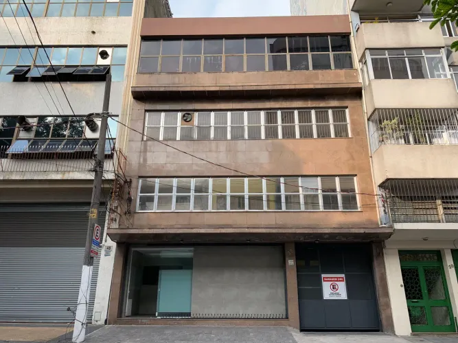 Comercial/Industrial de 1000 metros quadrados no bairro Bom Retiro com 10 quartos