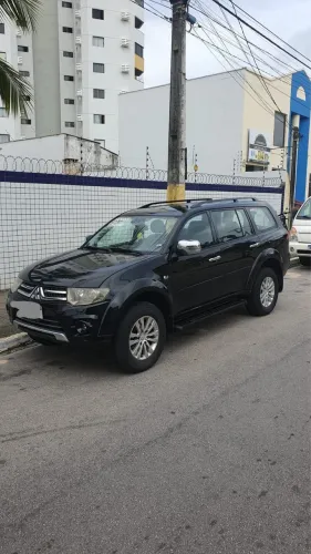 Mitsubishi Pajero Dakar HPE 3.2 4X4 T.I Dies 5P AUT 2015