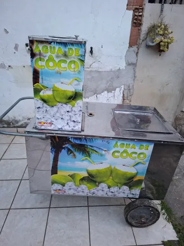 Carrinho de água de coco