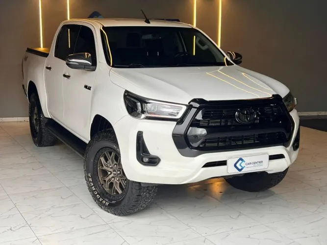 Toyota Hilux CD SRV 4X4 2.8 TDI Diesel Aut. 2024