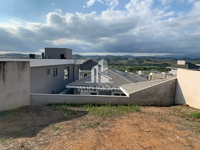 Terreno para Venda no Condomínio Residencial Jaguary, Urbanova - São José dos Campos/SP