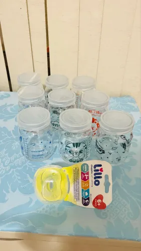 vidros graduados para armazenamento/congelamento de leite materno (200ml) + chupeta Lillo