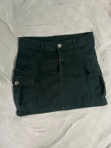 Saia Cargo Verde Cintura Alta tamanho 42 serve 40/44