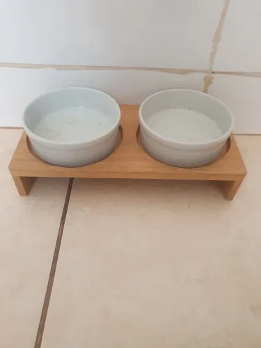 Comedouro porcelana ÓTIMO ESTADO