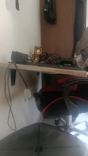 Mesa dobrável de parede