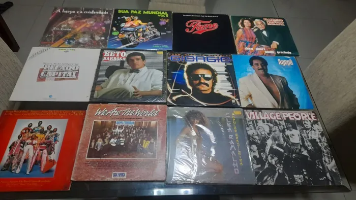 Vinis variados