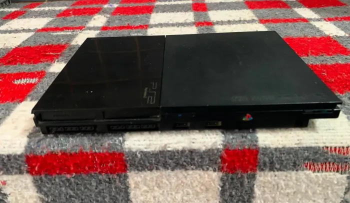 Playstation 2 Slim - Completo Com 2 Controles E Acessórios