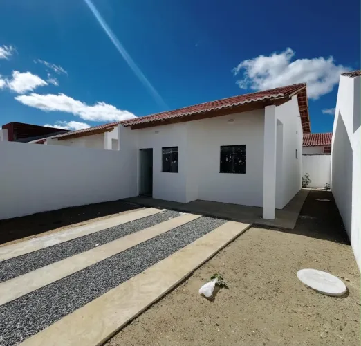 Linda casa em Juazeiro a venda