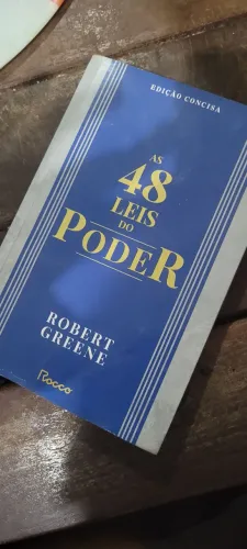 Livro As 48 Leis do Poder, Escrito por Robert Greene