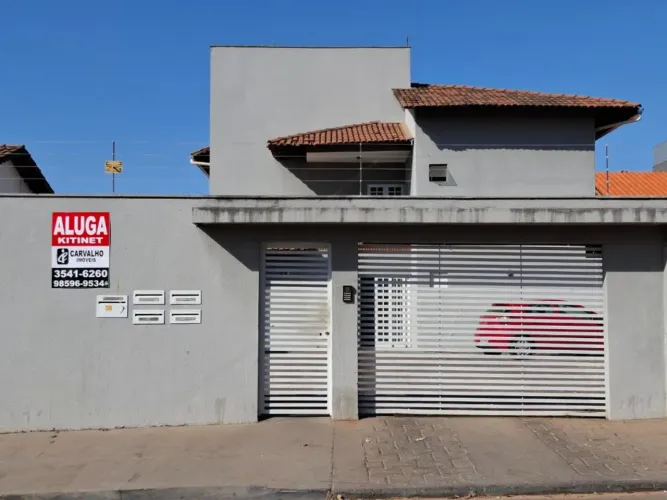 KITINETE N° 3 - RUA CORONEL LUIZ SAMPAIO