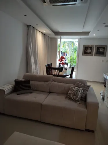 Alugo Casa de 2 Quartos na Barra da Tijuca por temporada