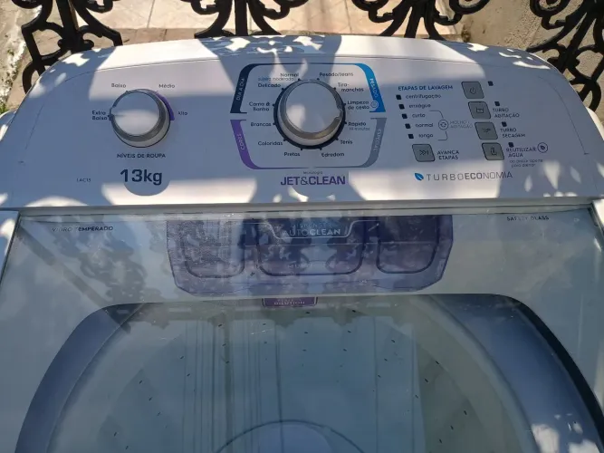 Vendo máquina de lavar roupa Eletrolux 13kg