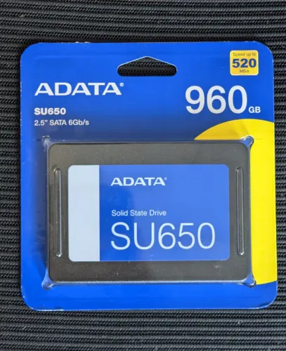 SSD ADATA 960GB SATA III, 2.5", Leitura: 520MB/s, Gravação: 450MB/s, Preto