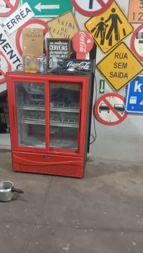 Geladeira expositora