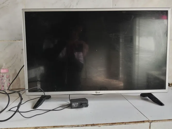 Tv semi nova 