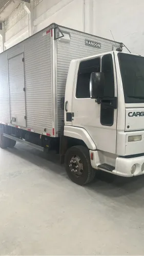 Ford Cargo 816 S - 2012/2013 - Pronto para trabalhar!