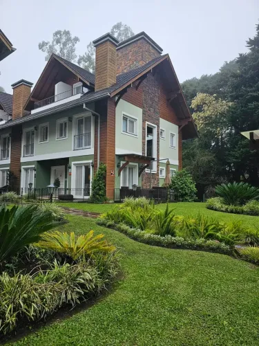 Casa de condomínio para venda possui 169 metros quadrados com 3 quartos