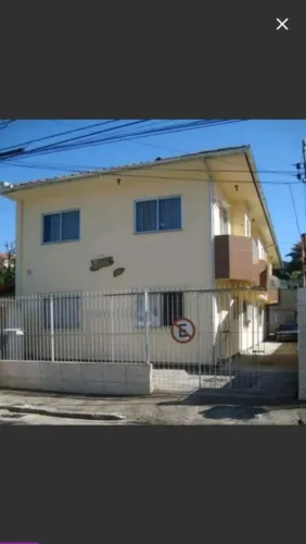 Kitinete/studio em Barreiros ótima localização próximo a Faculdade Estácio 
