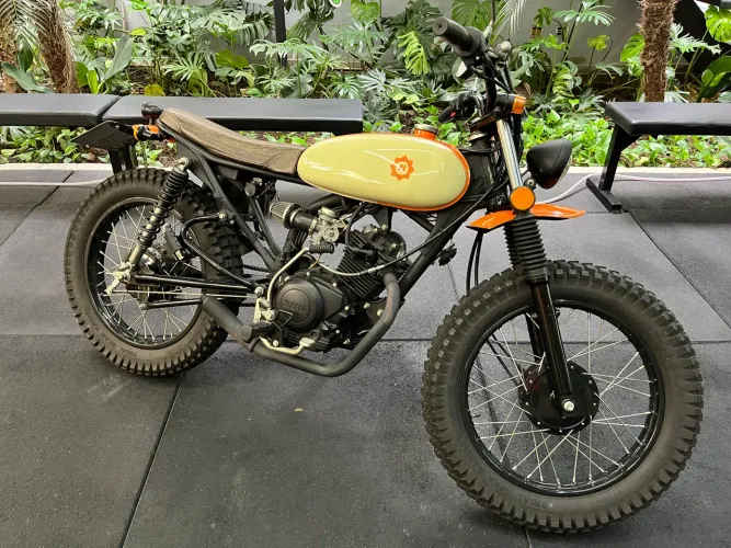 Scrambler Bendita Macchina YBR 125